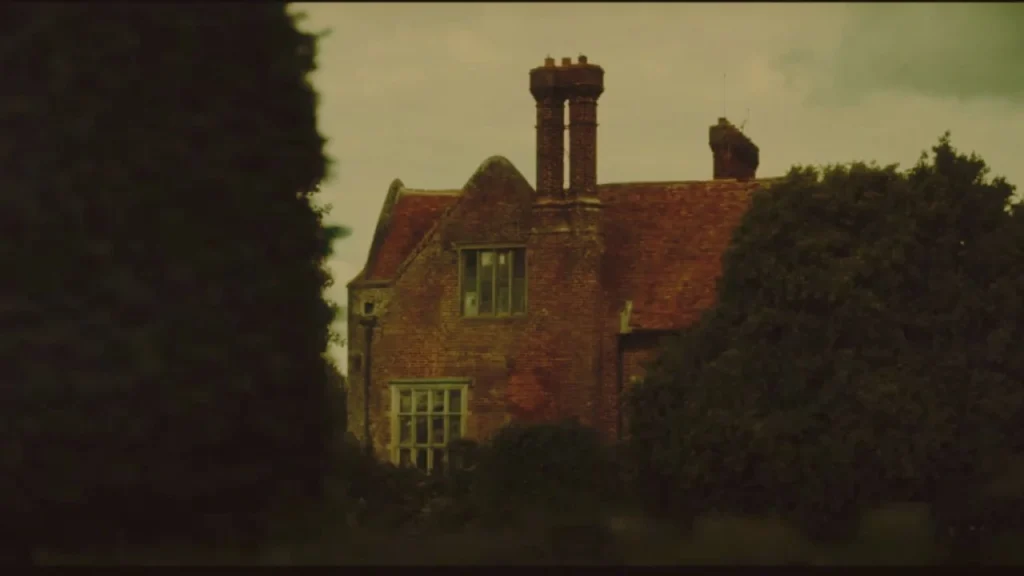 Where is Serial Killer's Wife Filmed in Knowlton Court, Canterbury